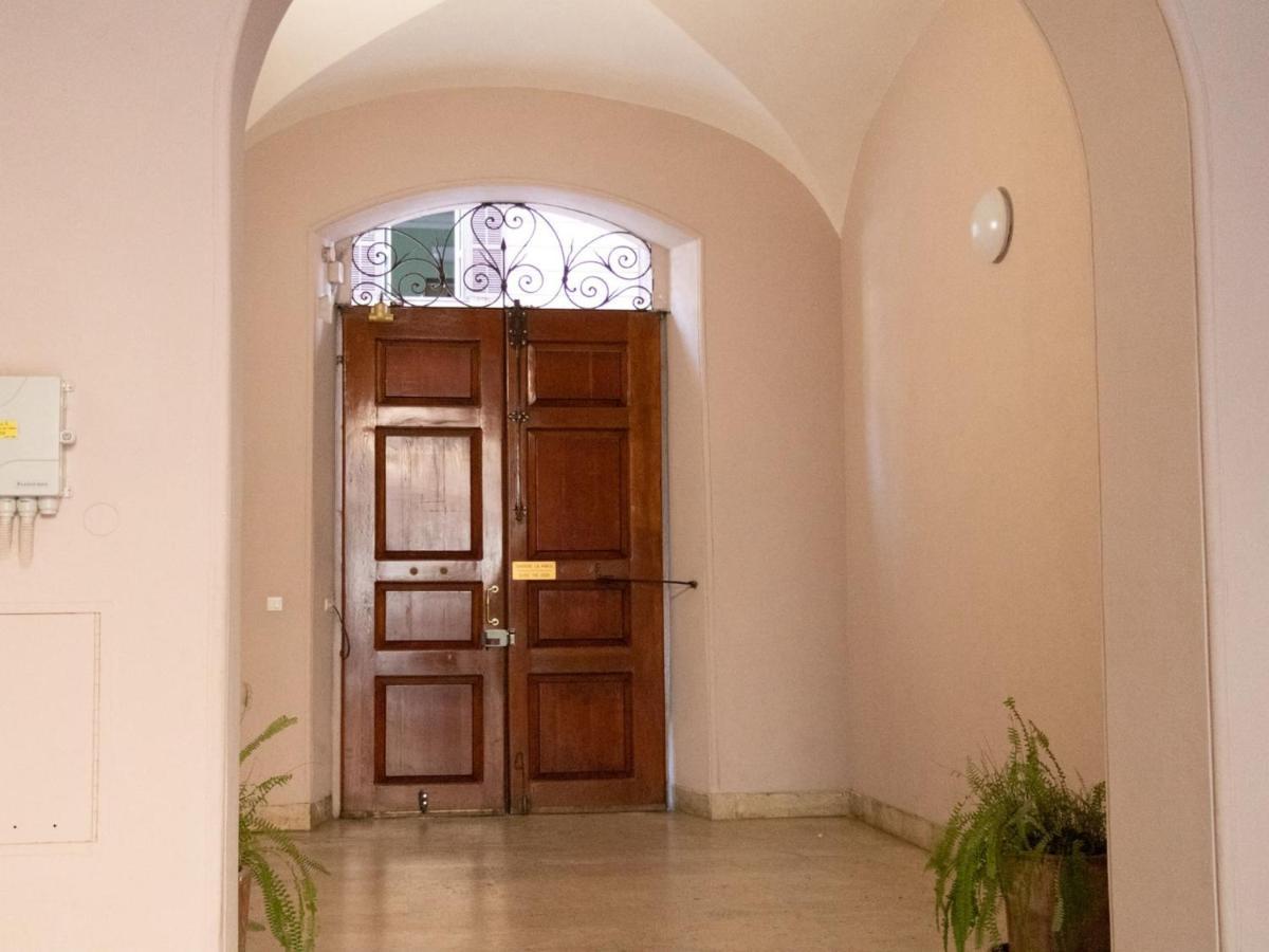 The Best Rent - Spacious Apartment Near Roma Termini Station Dış mekan fotoğraf